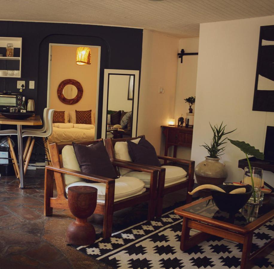 Alluring Self Catering 2 Bedroom Villa At Bokmakierie Villas Windhoek Exterior photo